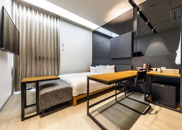 Hotel The Artist Yeonsinnae *